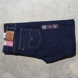 Men's Levi's 514 jeans, dark blue wash. 36x32 *NEW WITH TAGS*